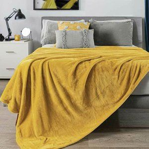 Light Mustard Lightweight Beauty Soft All Year Long Blanket Size Queen